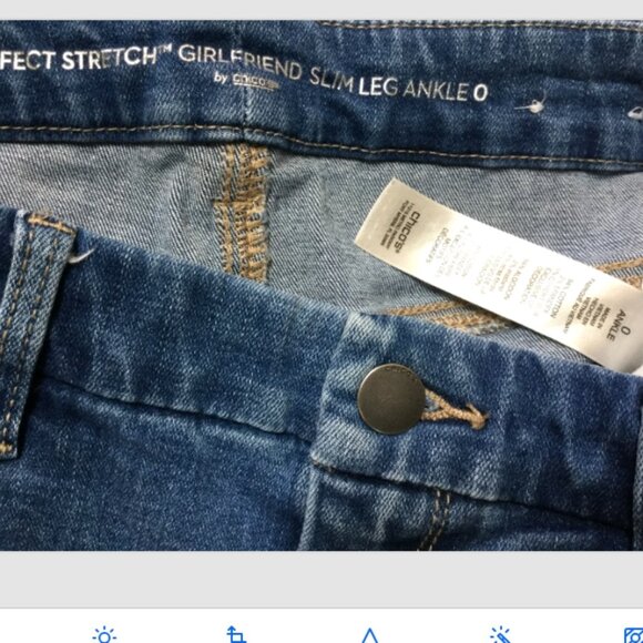 Chico's Siz 0 traditional Size 4 Perfect Stretch Girlfriend Ankle Jeans Slim Leg - Picture 6 of 7